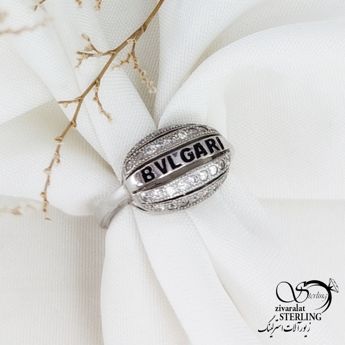 انگشتر نقره BVL GARI کد 12119 انگشتر نقره BVL GARI کد 12119