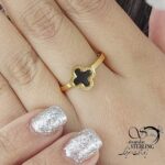 انگشتر ونکلیف مشکی طرح طلا کد 17097 - تصویر 2