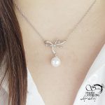 گردنبند ژوپینگ سفید طرح پاپیون کد 17572