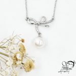 گردنبند ژوپینگ سفید طرح پاپیون کد 17572