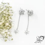 گوشواره نقره 925عیار میخی طرح گل آویز دار جواهری کد 20304
