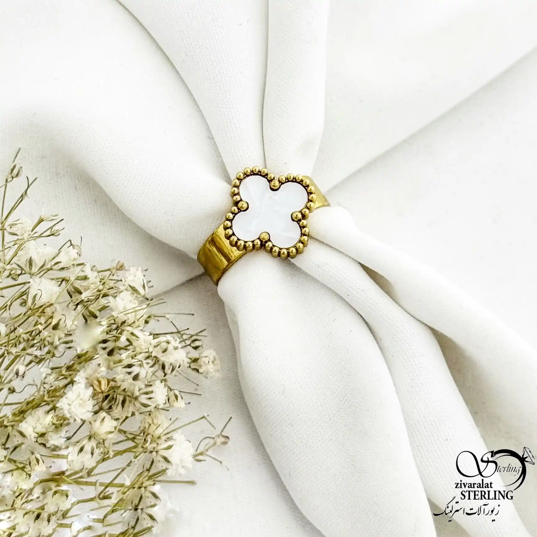 20981-400.webp انگشتر استیل ونکلیف طلایی با سنگ سفید کد 20981 - Image 1