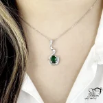 گردنبند طرح منحنی با سنگ طرح زمرد نقره 925 کد 21632