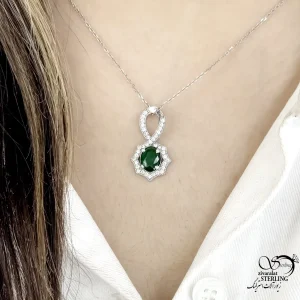 گردنبند طرح زمرد (نگین سبز) نقره 925 طرح مدرن کد 21636